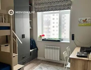 4-комнатная квартира, этаж 5 из 9, 83 м², миниатюра 10