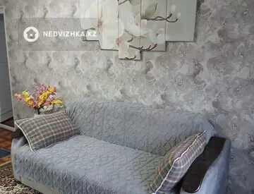 2-бөлмелі пәтер, қабат 2 барлық қабат саны 4, 48 м², Посуточно, 3-нобай