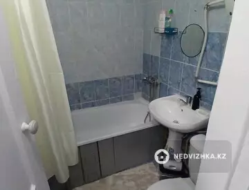 2-бөлмелі пәтер, қабат 2 барлық қабат саны 4, 48 м², Посуточно, 9-нобай