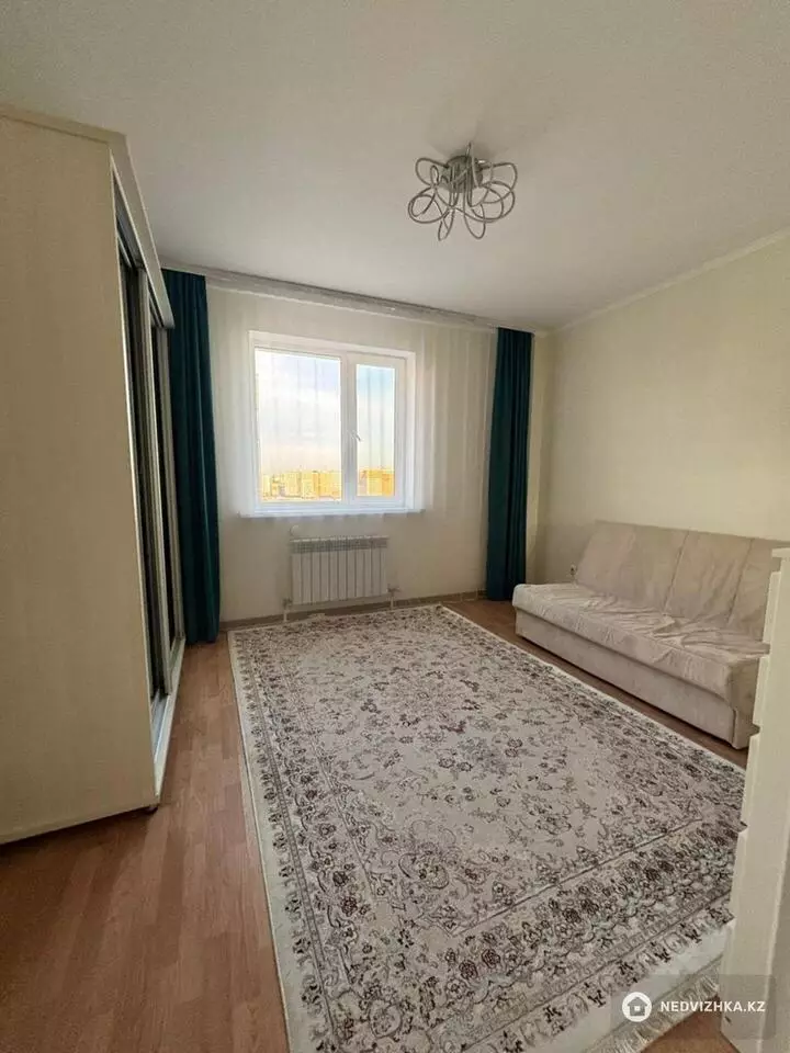 2-комнатная квартира, этаж 13 из 18, 52 м²