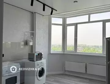 2-комнатная квартира, этаж 8 из 9, 58 м²