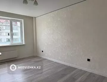 2-комнатная квартира, этаж 8 из 9, 58 м²