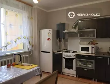 3-комнатная квартира, этаж 6 из 12, 83 м², миниатюра 6
