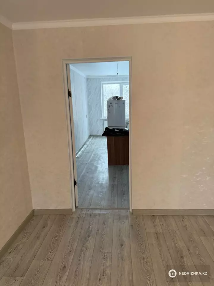 2-комнатная квартира, этаж 4 из 5, 46 м², фотография 2
