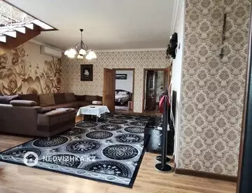 5-комнатный дом, 6.6 соток, 210 м², миниатюра 2