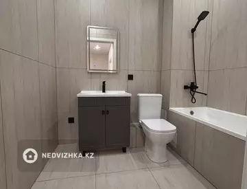 1-комнатная квартира, этаж 2 из 12, 41 м², миниатюра 7