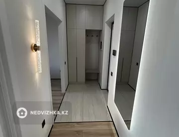 1-комнатная квартира, этаж 2 из 12, 41 м², миниатюра 10