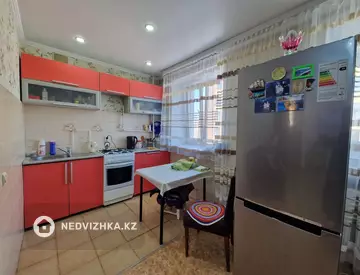 2-комнатная квартира, этаж 4 из 5, 42 м², миниатюра 9