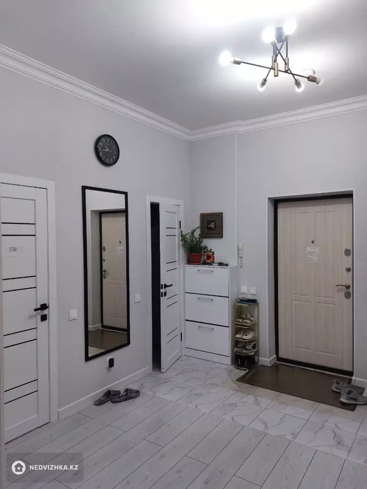 3-комнатная квартира, этаж 4 из 11, 101 м²