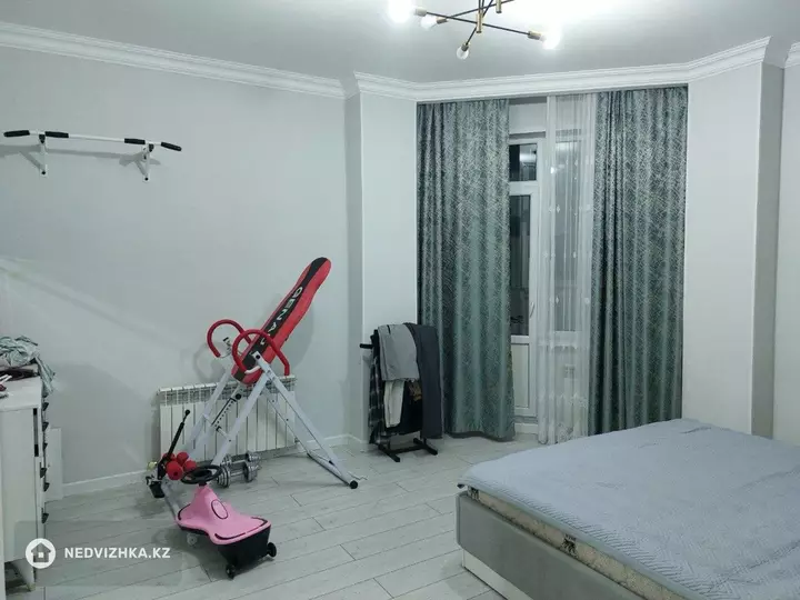3-комнатная квартира, этаж 4 из 11, 101 м², 3-фотосурет