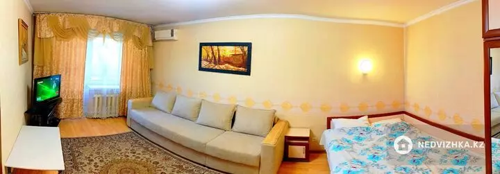 1-бөлмелі пәтер, қабат 3 барлық қабат саны 3, 33 м², Посуточно