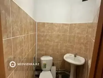 2-комнатная квартира, этаж 4 из 12, 70 м², миниатюра 8