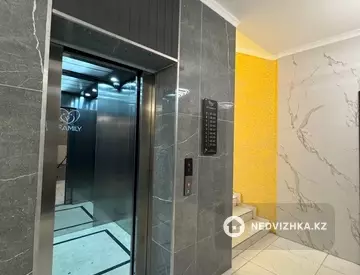 2-комнатная квартира, этаж 6 из 9, 65 м², На длительный срок