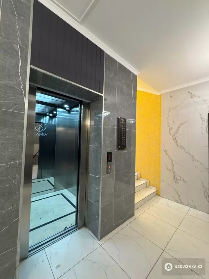 2-комнатная квартира, этаж 6 из 9, 65 м², На длительный срок, фотография 2
