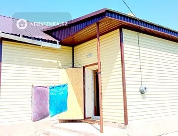 2-комнатный дом, 25 соток, 52 м²