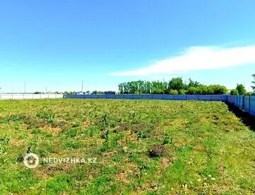 2-комнатный дом, 25 соток, 52 м²