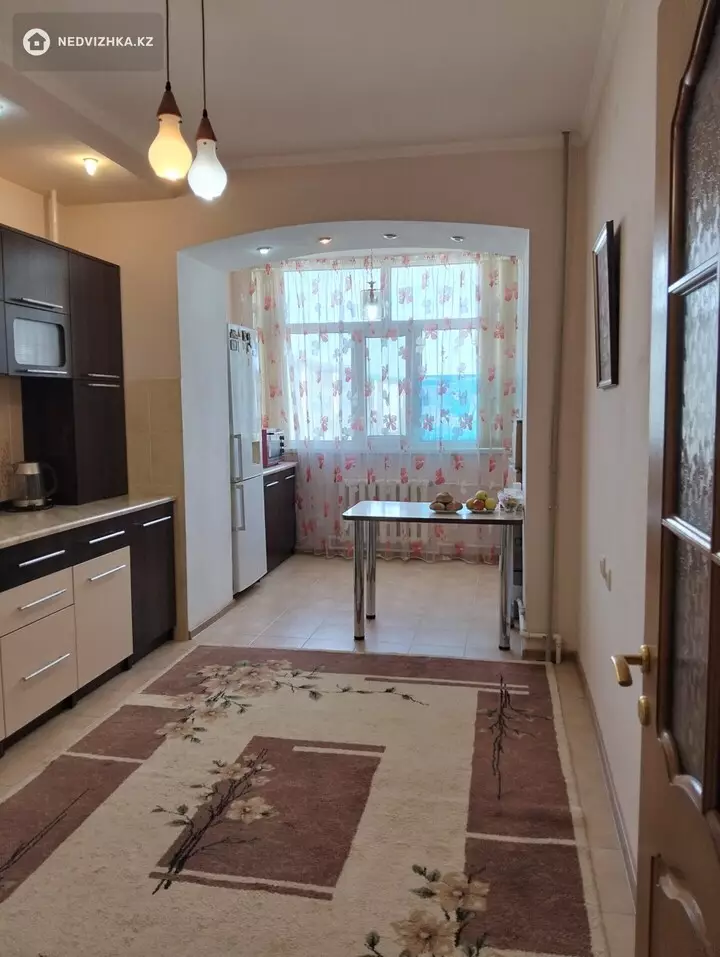 3-комнатная квартира, этаж 4 из 5, 77 м²