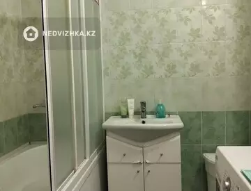 3-комнатная квартира, этаж 4 из 5, 77 м², миниатюра 8