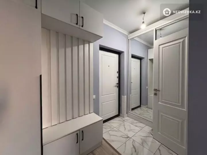 2-комнатная квартира, этаж 2 из 3, 39 м², фотография 3