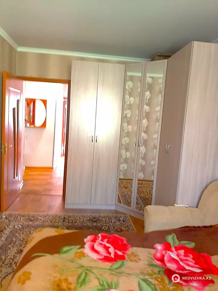 2-комнатная квартира, этаж 4 из 5, 50 м², фотография 4