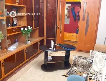 2-комнатная квартира, этаж 4 из 5, 50 м², миниатюра 6
