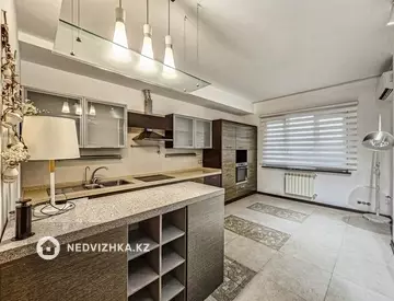 2-комнатная квартира, этаж 13 из 16, 85 м²