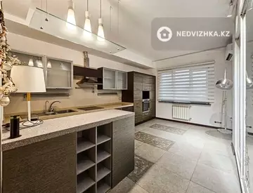 2-комнатная квартира, этаж 13 из 16, 85 м²