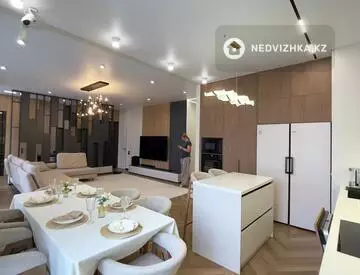 4-комнатная квартира, этаж 3 из 3, 170 м²