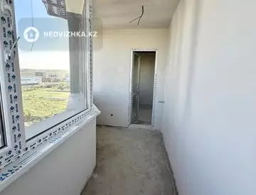 3-комнатная квартира, этаж 11 из 16, 64 м², миниатюра 3