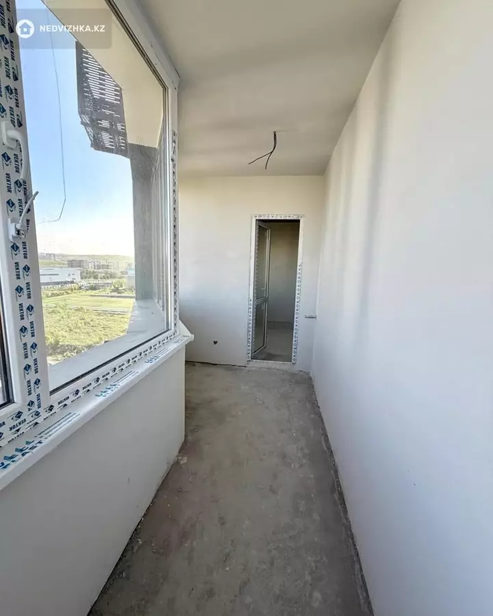 3-комнатная квартира, этаж 11 из 16, 64 м², фотография 3
