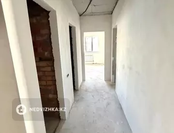 3-комнатная квартира, этаж 11 из 16, 64 м², миниатюра 10