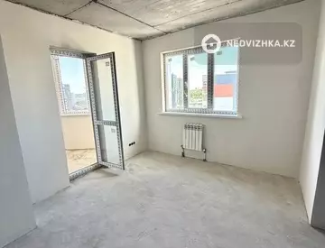2-комнатная квартира, этаж 11 из 16, 43 м², миниатюра 4