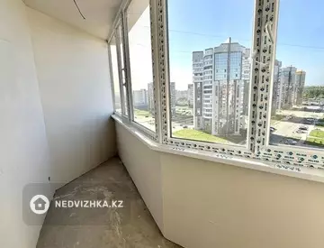 2-комнатная квартира, этаж 11 из 16, 43 м², миниатюра 3