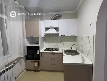 3-комнатная квартира, этаж 2 из 2, 66 м², На длительный срок