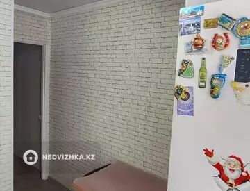 2-комнатная квартира, этаж 3 из 5, 44 м², миниатюра 1