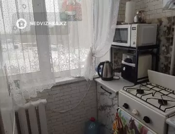 2-комнатная квартира, этаж 3 из 5, 44 м², миниатюра 5