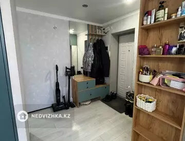 2-комнатная квартира, этаж 3 из 5, 50 м²