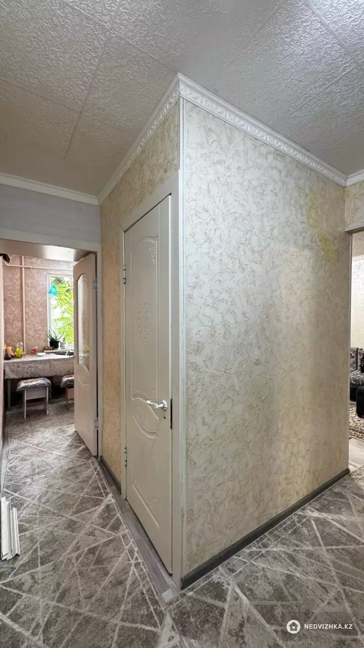 1-комнатная квартира, этаж 1 из 5, 31 м², фотография 5