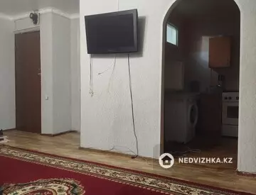 1-комнатная квартира, этаж 2 из 5, 26 м², миниатюра 1