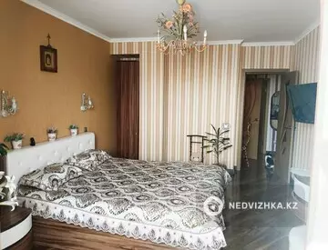 3-комнатная квартира, этаж 3 из 10, 65 м², миниатюра 5