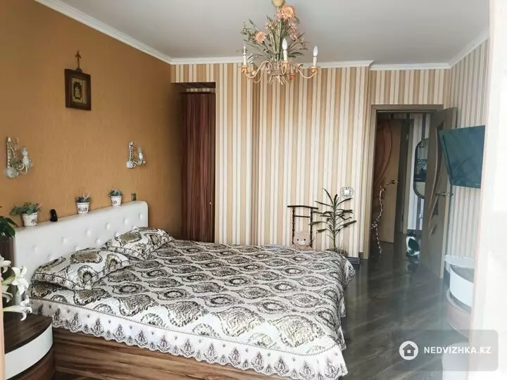 3-комнатная квартира, этаж 3 из 10, 65 м², фотография 5