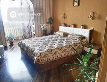 3-комнатная квартира, этаж 3 из 10, 65 м², миниатюра 7