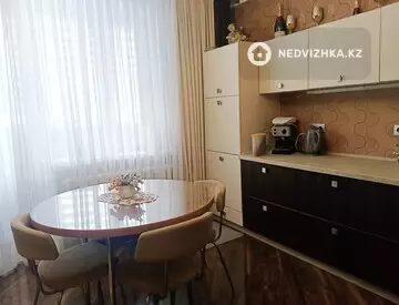 3-комнатная квартира, этаж 3 из 10, 65 м², миниатюра 9