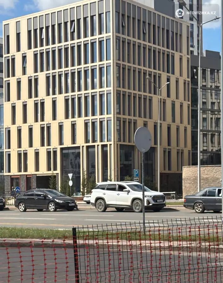 Помещение, этаж 1 из 7, 9 223 м²