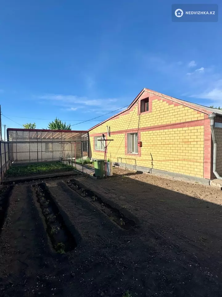 4-комнатный дом, 8 соток, 90 м², фотография 2