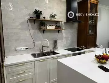 3-комнатная квартира, этаж 2 из 8, 120 м², миниатюра 3