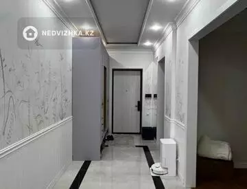 3-комнатная квартира, этаж 2 из 8, 120 м², миниатюра 1