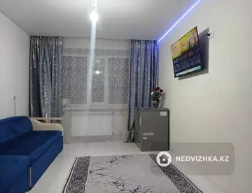 2-комнатная квартира, этаж 1 из 5, 47 м², миниатюра 1