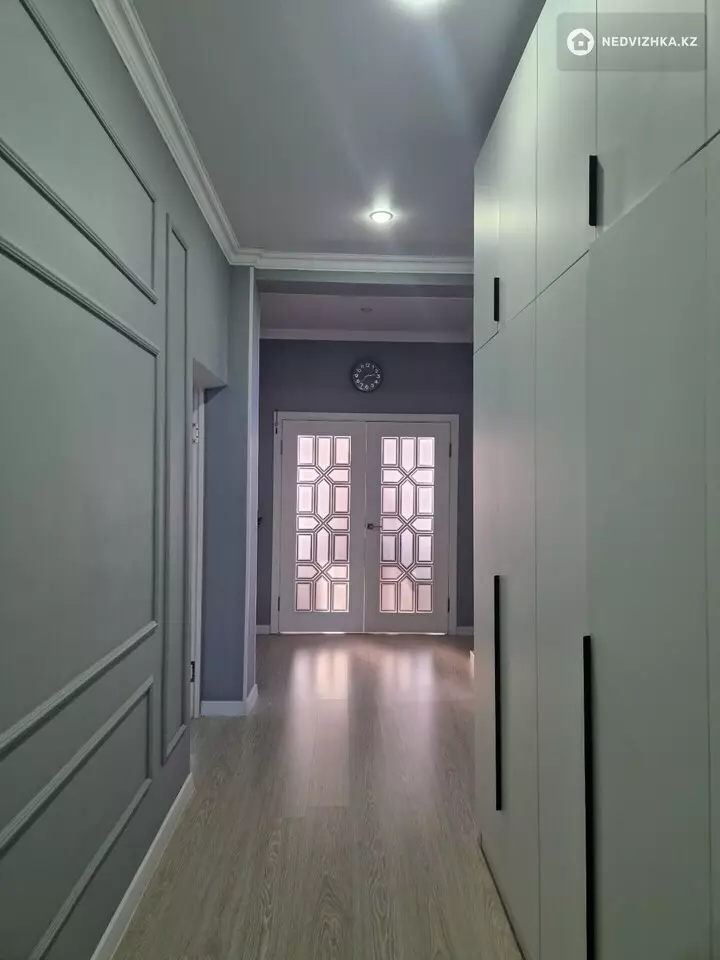 7-комнатный дом, 5 соток, 240 м², фотография 5