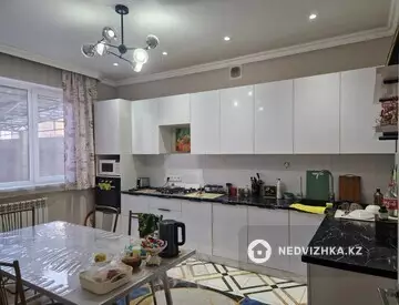 7-комнатный дом, 5 соток, 240 м², миниатюра 9